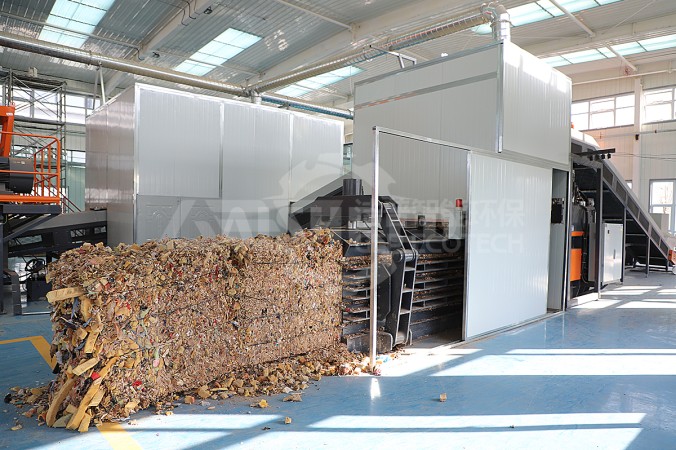 Hidraulikus bálázó – ipari hulladék újrahasznosító sor Henan tartományban, Kína