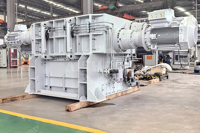 Négytengelyes Aprítógép